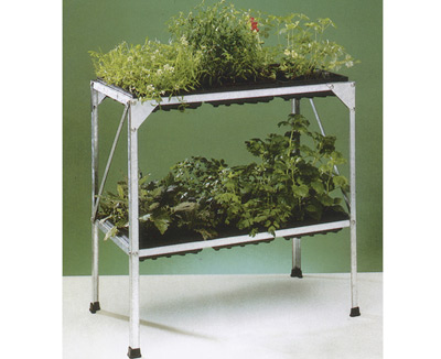 Regal f�r Pflanzschalen